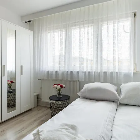Apartment Morska Horizon By Bookinghost *